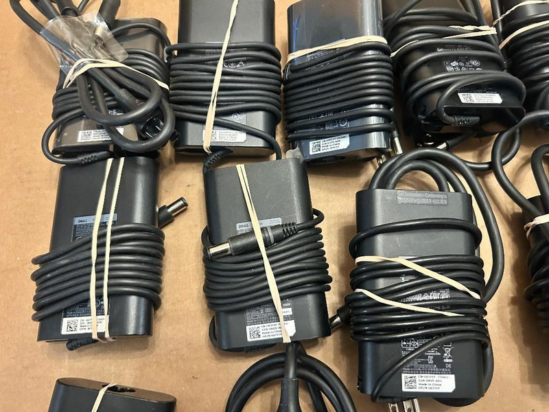 Qty.13 Dell 65W Laptop Adapters 03F1CN 0FPC2Y 06TFFF 0JNKWD gallery