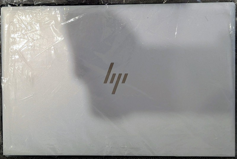 HP EliteBook 845 G8 14" (AMD Ryzen 5 PRO 5650U, 2.30GHz, 16GB RAM, 512GB SSD) gallery
