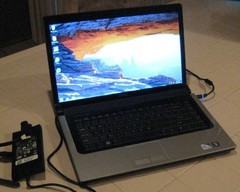 Dell Studio 1555 Laptop Pentium Dual-Core@2.2GHz, 2GB RAM, 500GB HDD, Win 7 Home