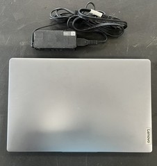 Lenovo IdeaPad Slim 3 15IRU8 (PD4057837)