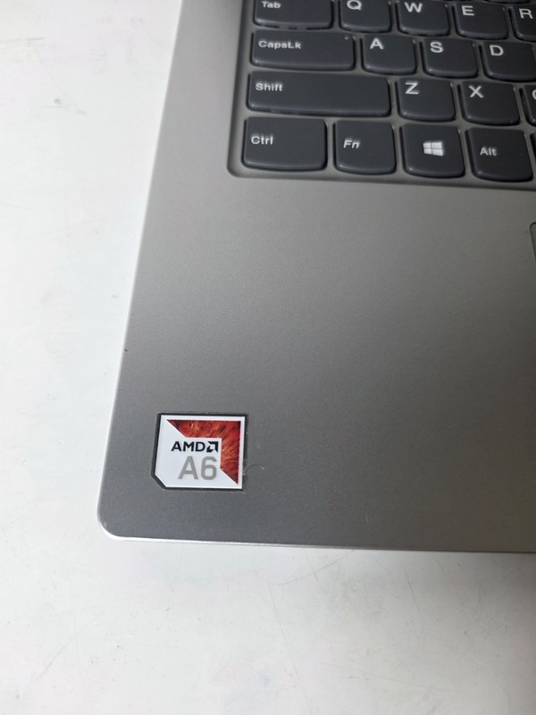 Lenovo IdeaPad Slim 1-14AST-05 AMD A6-9220E 1.6GHz 4 GB 64 GB EMMC gallery