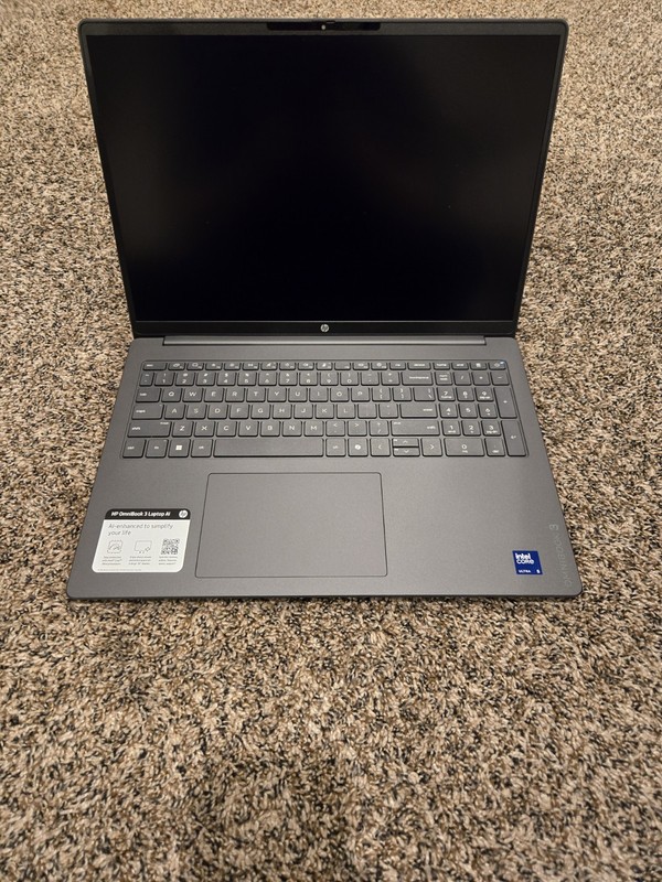 HP OmniBook 3 16-BU0007DX 16" Ultra 5 255U 2.0GHz 16GB RAM 512GB SSD gallery