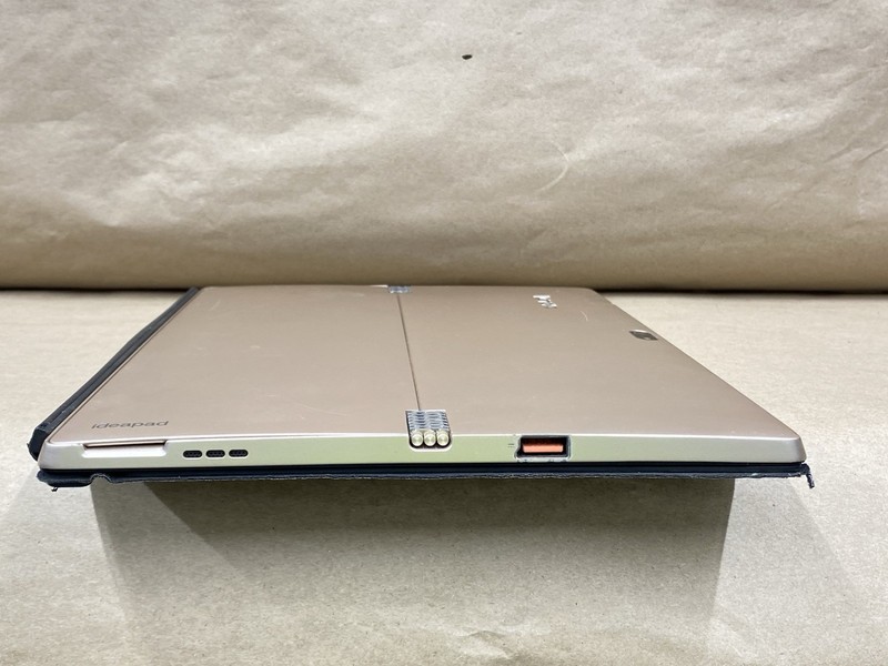 Lenovo 80QL - 12" 2160*1440 - m5-6Y54 - 4GB - 128GB SSD - Win 10 Pro gallery