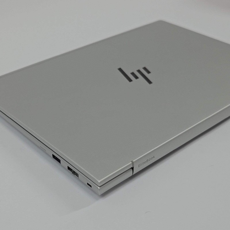 HP EliteBook C40MPUC#ABA 14" Core Ultra 5 235U 2.0GHz 16GB RAM 256GB SSD gallery