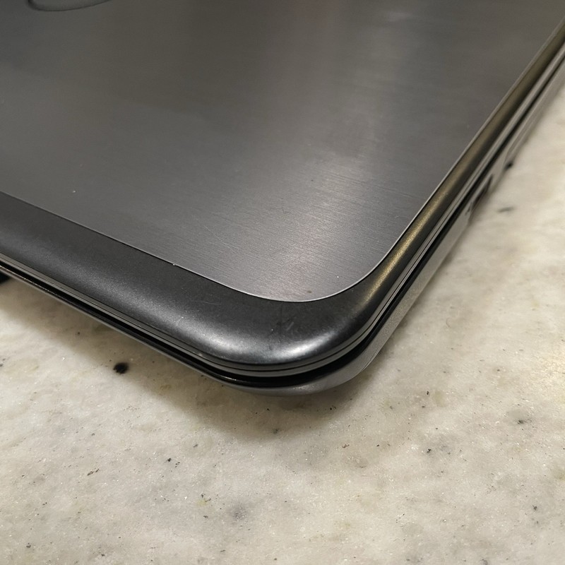 Dell Latitude 3540| Intel Core i3-4030U| No Ram No HDD Tested Boots Bios gallery