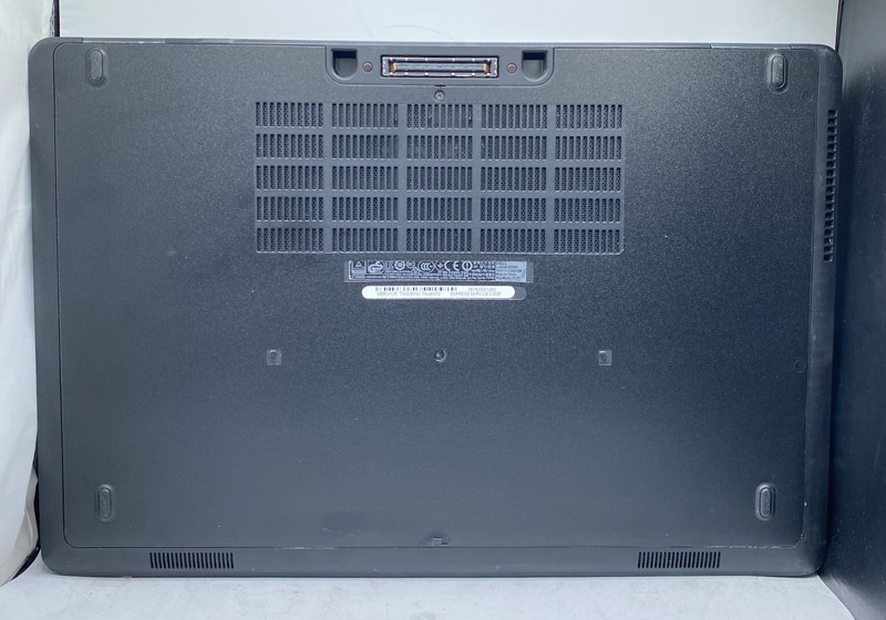 Dell Latitude E5550 15.6" Intel Core i5-5200U 2.20GHz 8GB RAM 256GB SSD gallery