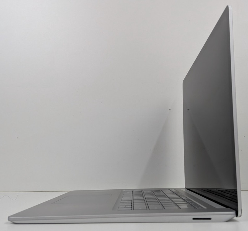 Microsoft Surface Laptop 3 Intel 4 Core i7 10th Gen 16GB DDR4 256SSD Grade B gallery