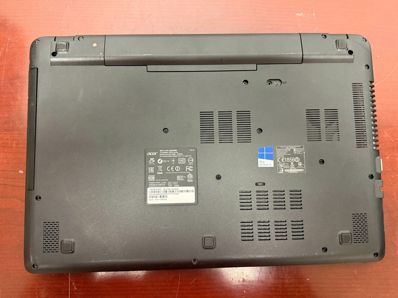 Acer Windows Laptop PC Travelmate P256-m - i3-4030U @ 1.9 - 4GB RAM gallery