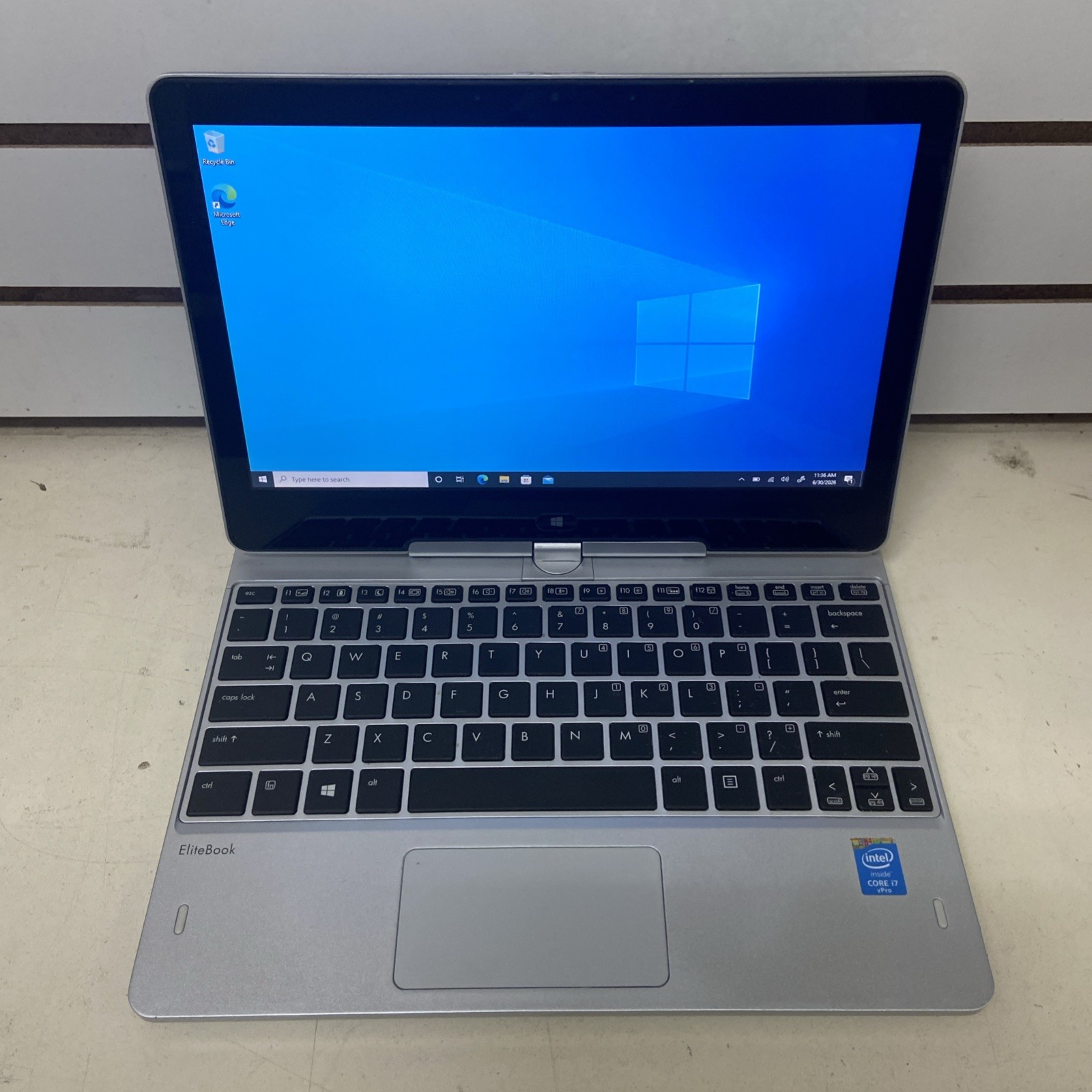 HP Revolve G2 Convertible/2.1ghz Core i7- 4th gen/8GB/128GB SSD/12" TOUCH/W10P!! gallery