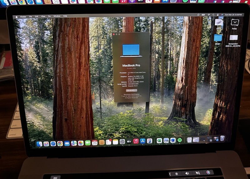 Apple A1990 MacBook Pro 2018 6-Core Intel i7-8750H@2.2GHz, 16GB DDR4, 500GB SSD gallery