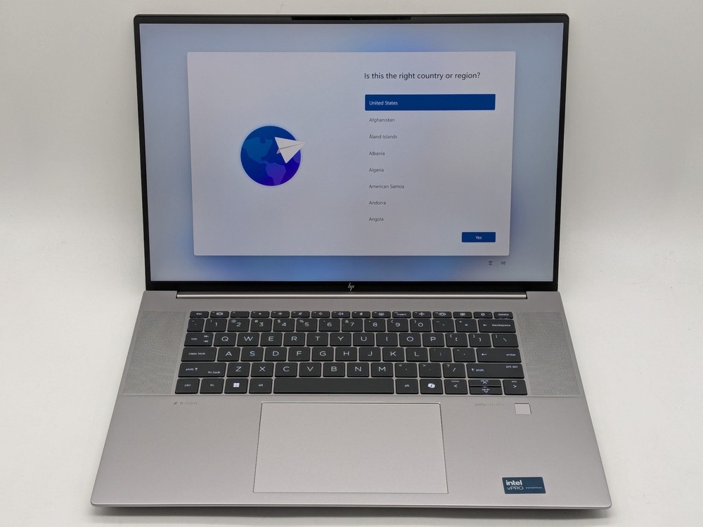 HP ZBook Studio G11 16" UHD+ 4K+ ULTRA 7 165H 512GB SSD 16GB W11P RTX 1000 Ada