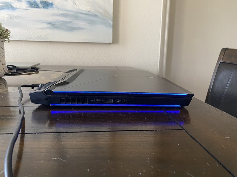 Alienware 17 R4 Laptop: 128 GB SSD/1 TB HDD, 16 GB DDR4, Intel i7-6820HK@2.70GHz gallery
