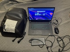 Alienware M17 R5 17.3” (1TB SSD. AMD Ryzen 9 6900HX, 4.9GHz 16GB RAM) Gaming…