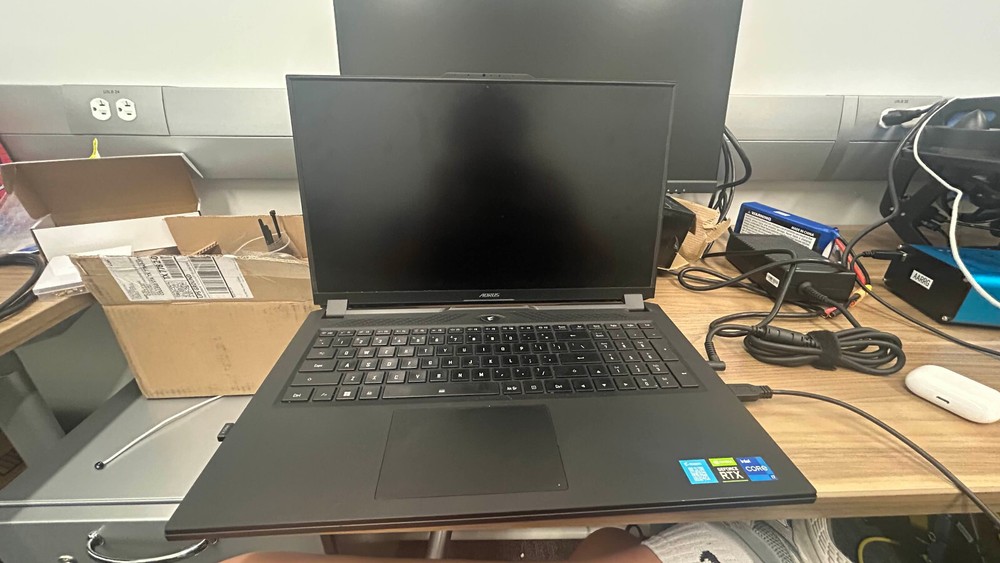 AORUS 17 XE5 17" i7-12700H 16GB, 1TB SSD, RTX 3070Ti 8GB, Gaming Laptop WIN 11 H