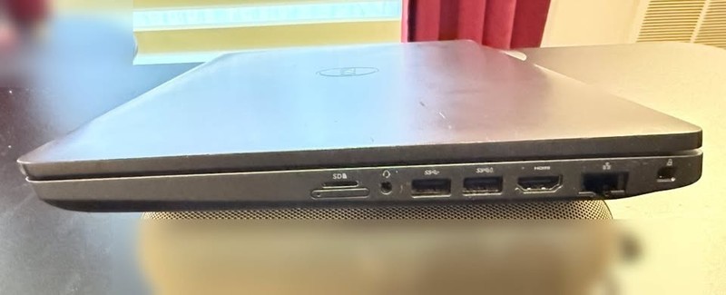 Dell Precision 3541 i5-9400 / 8GB RAM /238GB SSD/Quadro P620/Windows 11 (77) gallery