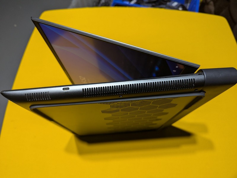 ALIENWARE M18 R2 i9-14900HX 64GB 1TB SSD RTX 4080 18" QHD+ 165Hz WARRANTY 2027 gallery