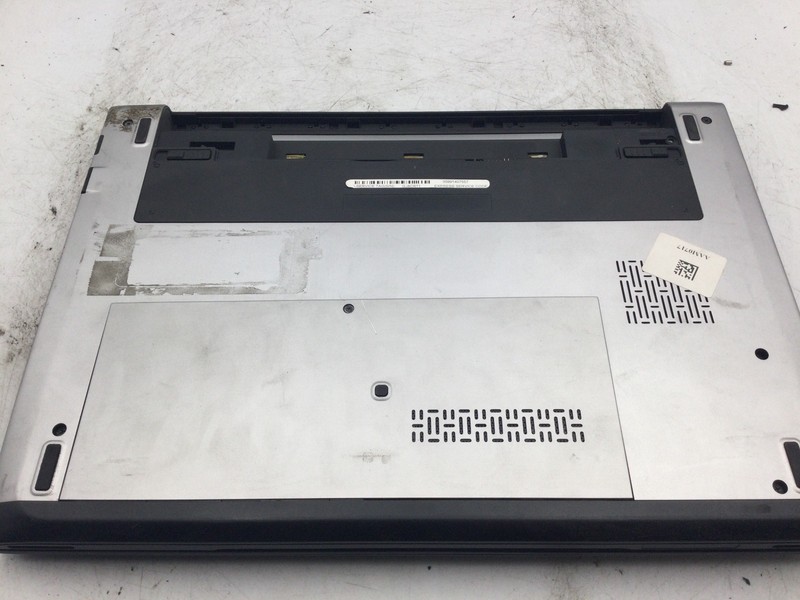 Dell Latitude 3330 13" Laptop - Intel Core i3 - NO RAM - NO BOOT - READ -BB gallery