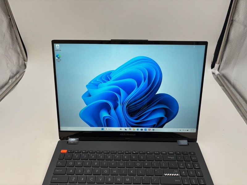 ASUS Vivobook S 16 Flip TP3604V 16" 512 GB SSD 8 GB RAM i5-1335U Windows 11 Home gallery