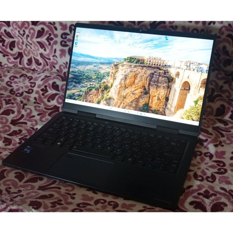 Dynabook (Toshiba) Portege 2-in-1 X30W-J Laptop 16GB RAM 500GB SSD Core i7 gallery