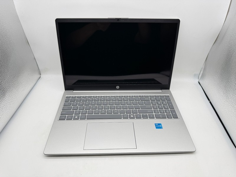 HP 15-fd0123dx 15.6" TouchScreen Laptop Intel Core i3 1315U 8GB 256GB SSD 2024 gallery