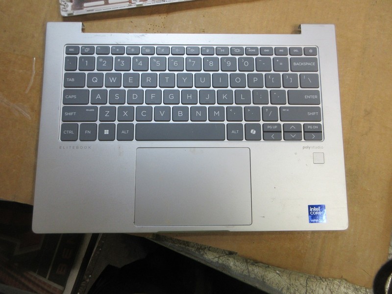 HP EliteBook 640 G11 Intel Ultra 7 165U MOTHERBOARD IN CHASSIS WITH BATTERY gallery