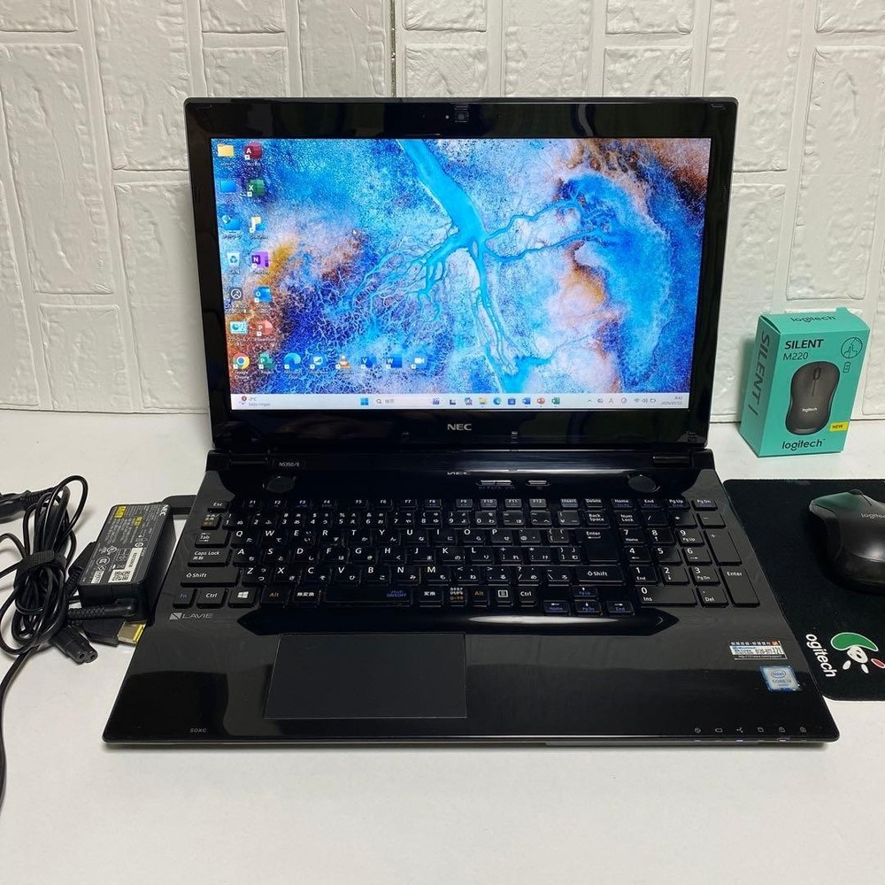 NEC LAVIE Laptop PC Windows 11 Pro 64-bit Core i3-6100U SSD 128GB Used Japan