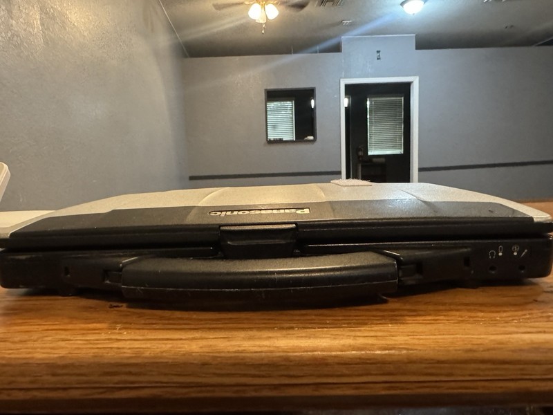 Panasonic Toughbook CF-53 14" (128GB SSD, i5 2.60GHz, 4GB RAM, Win 10 Pro) gallery