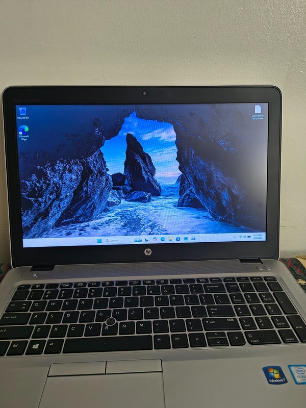 HP Elitebook 15-850 G3 Core i5-6300U12GB 240GB SSD+1TB HDD Win11Pro BKLTKB gallery