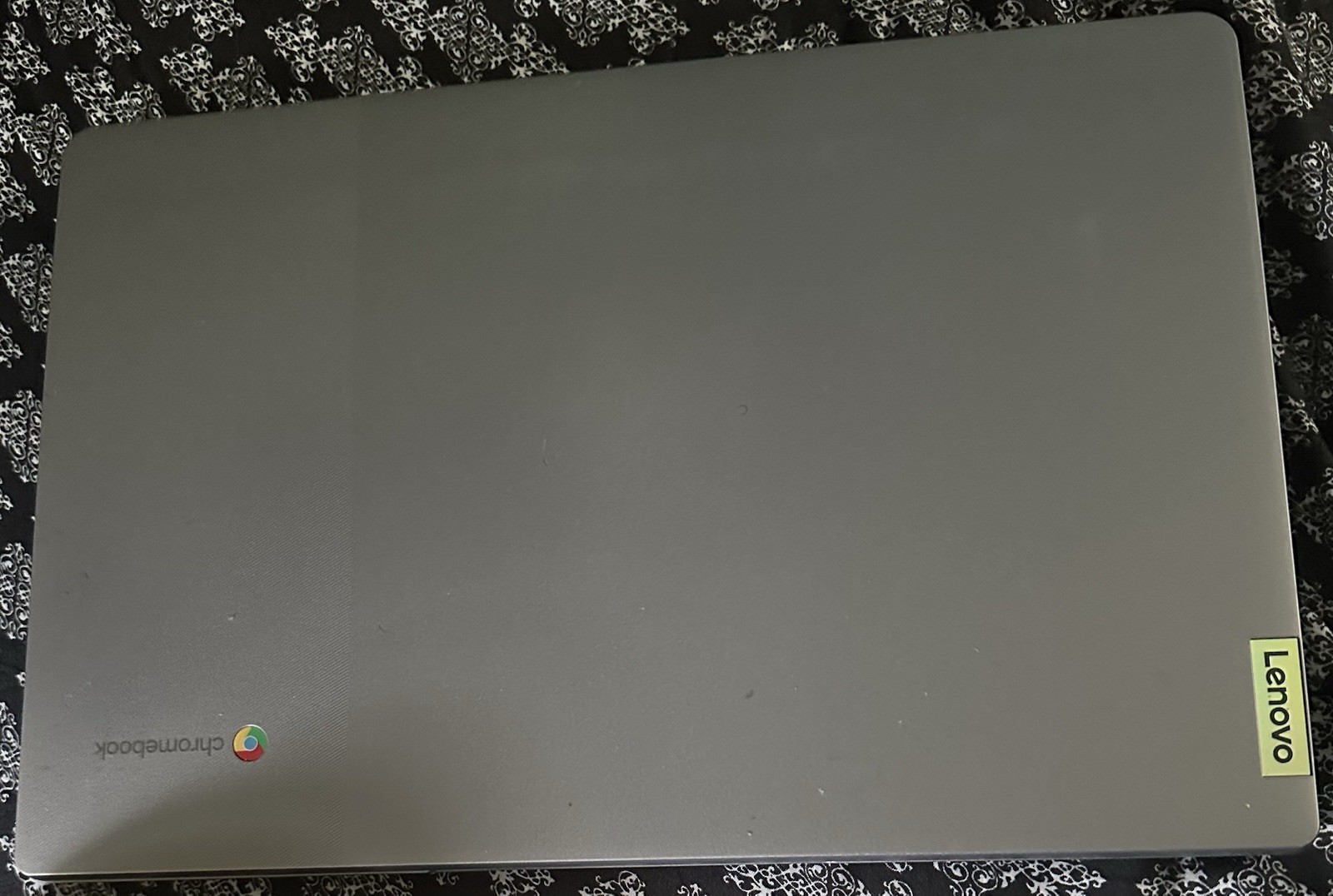 Lenovo IdeaPad 3 15IJL6 15.6" Intel Celeron N4500 4GB Ram 64GB eMMC Chrome OS gallery