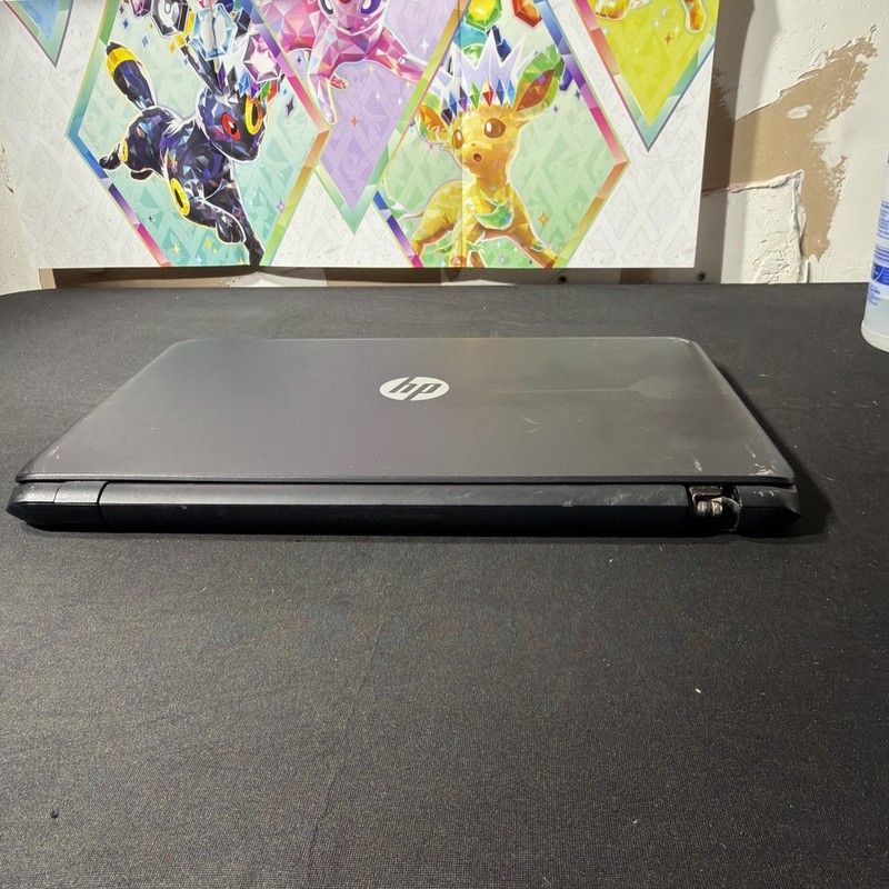 HP 15-1387wm LAPTOP untested no power cord FOR PARTS ONLY gallery