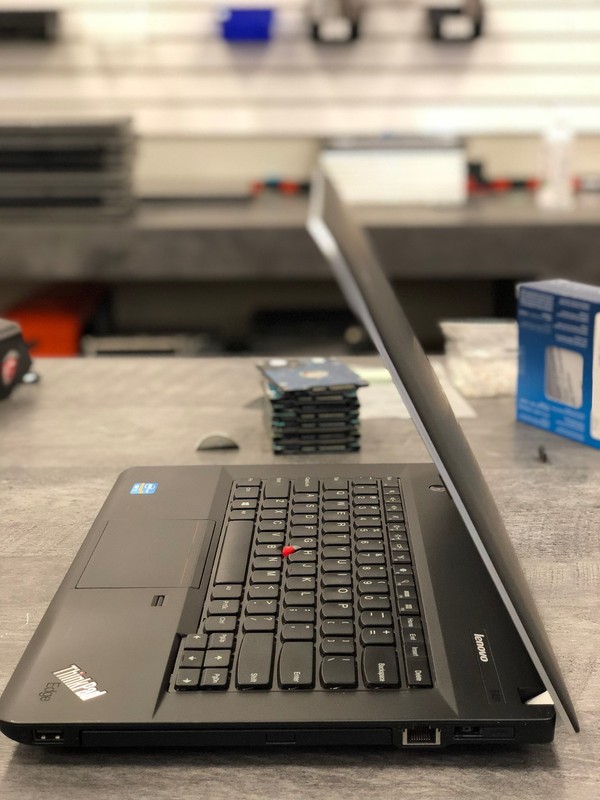 Lenovo Thinkpad E540 Core i7, 500GB, 8GB RAM, WIN 7 / Win 10 Webcam 15.6" FAST gallery