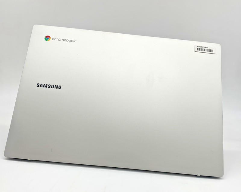 Samsung Galaxy Chromebook GO 14'' N4500 2.8GHz 32GB eMMC 4GB DDR4 SILVER B gallery