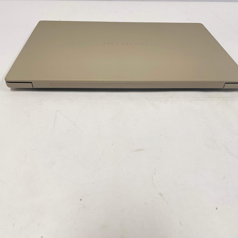Asus Zenbook A14 UX3407QA 14" Snapdragon X Plus 3.2GHz 16GB RAM 512GB SSD gallery