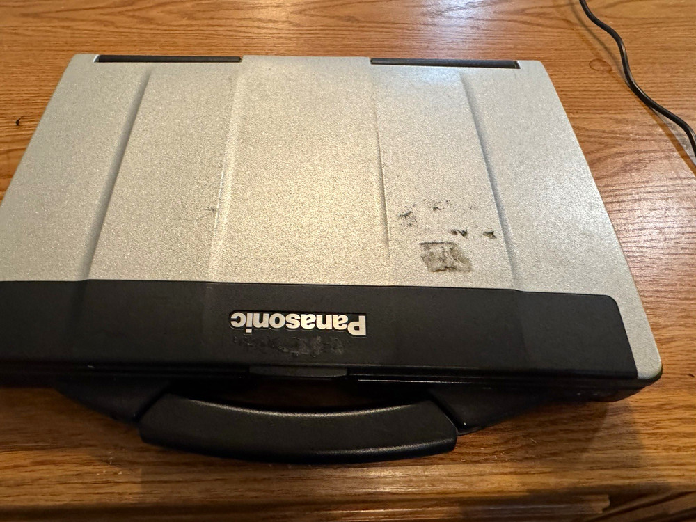 Panasonic Toughbook CF-53 14" (466GB SSD, i5 2.50GHz, 4GB RAM, Win 10 Pro)