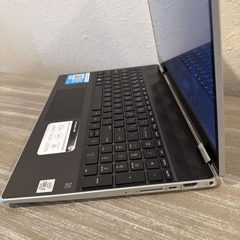 HP Pavilion x360 15’ Touch Screen Intel Core i3 10110U 8GB RAM 256GB Win 11 gallery