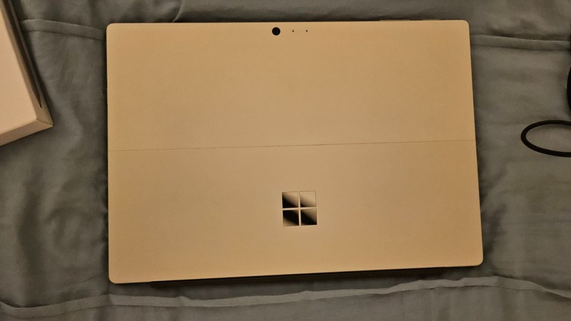 Microsoft Surface Pro (2017, Model 1796) i5/128GB/4GB + Type Cover + Surface Pen gallery