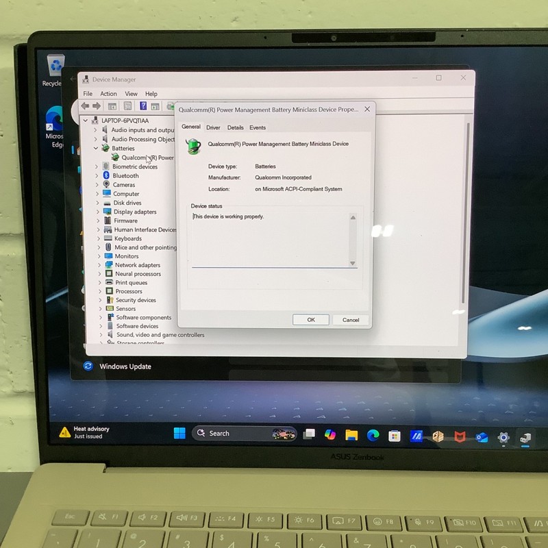 ASUS Zenbook A14 (UX3407Q) 14" FHD+ OLED Snapdragon X Plus 16GB RAM 512GB SSD gallery