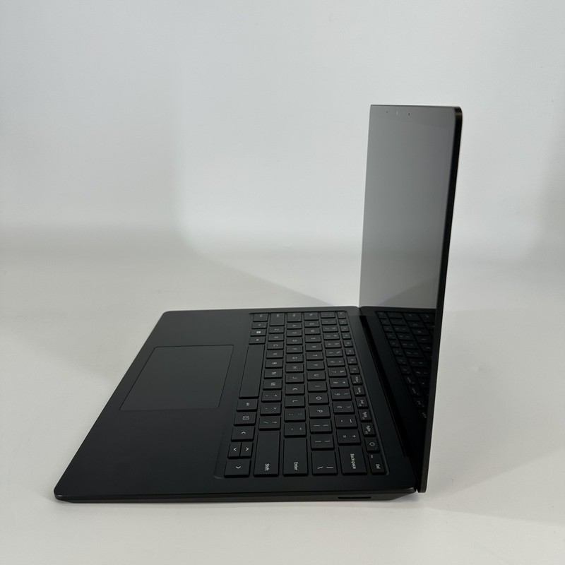 Microsoft Surface Laptop 5 13.5 2K TOUCH 2.7 GHz i7-1265U 16GB 512GB SSD gallery