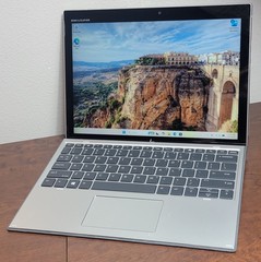 Detachable 2-in-1 HP Elite x2 G4 Intel i7-8565U 8GB 256GB Windows 11 Pro 13″ A