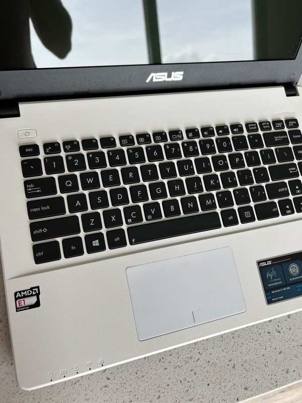 AS IS! ASUS SONICMASTER X452e 15.6" NOTEBOOK LAPTOP - WHITE~ gallery
