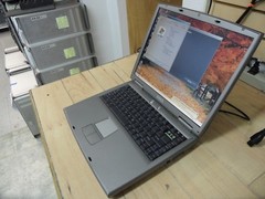Dell Inspiron 1150 Laptop 4 Parts Booted Windows Hard Drive Wiped Key Missing *