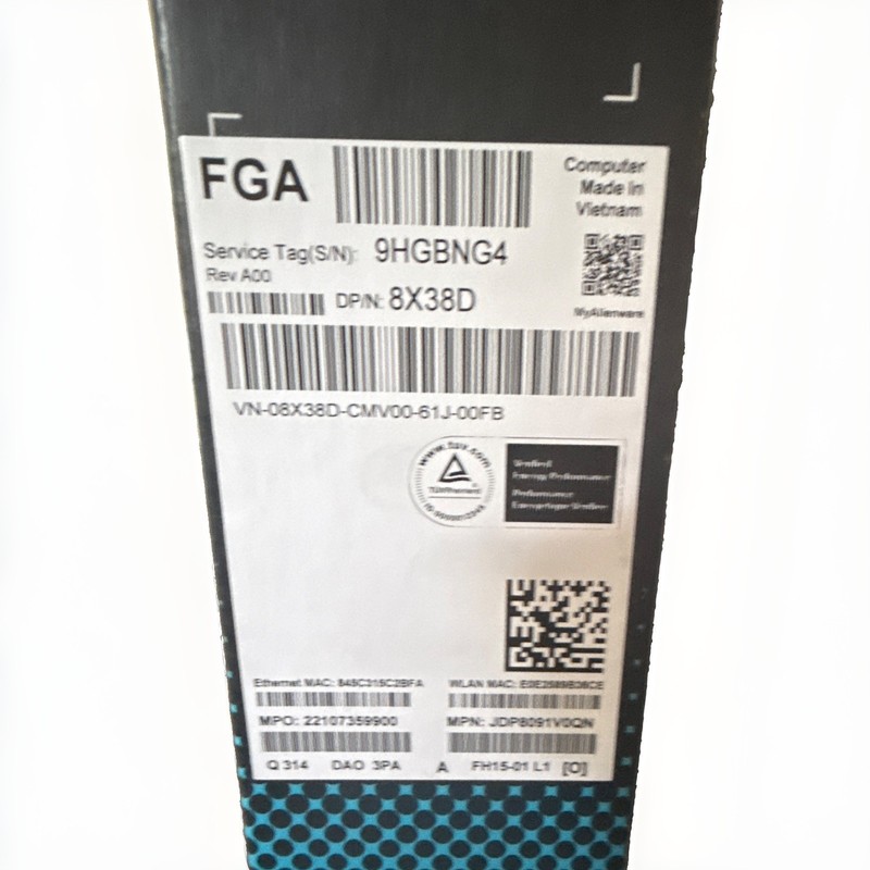 Alienware Area-51 18 18in QHD+ Core Ultra 9 275HX 64GB 2TB RTX 5090 gallery