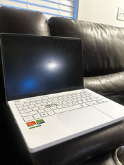 ASUS ROG Zephyrus G14 White Ryzen 9 RTX 4060 16GB RAM 512GB SSD 14″ W11