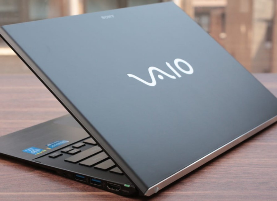 Sony Vaio Pro 13Sony VAIO PRO 13 Touch (SVP13218PGS Silver) Win8Pro Core