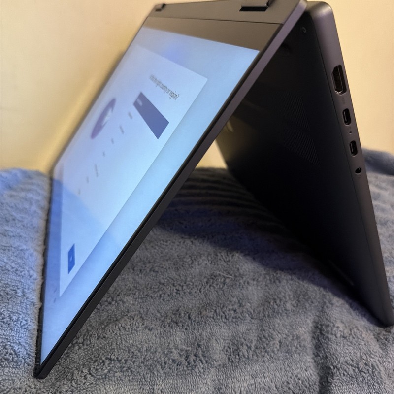 Lenovo IdeaPad 5 2-in-1 16IRU9 83DU 16" Touch Intel C5_120U 1.4GHz 16GB 512GB gallery