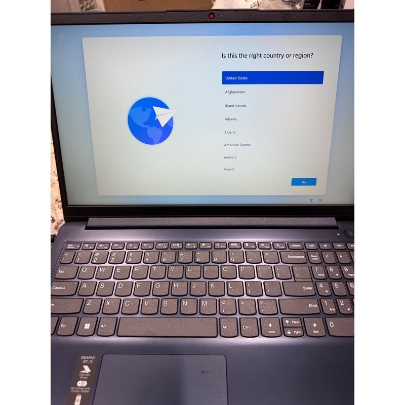 Lenovo IdeaPad 1 15AMN7 15.6" FHD AMD Ryzen 3 7320U 4GB 128GB SSD Abyss Blue gallery