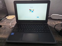 Acer NX.GUKAA.001 Chromebook 11.6 inch C732-C6WU Intel Celeron 32GB eMMC 4GB RAM