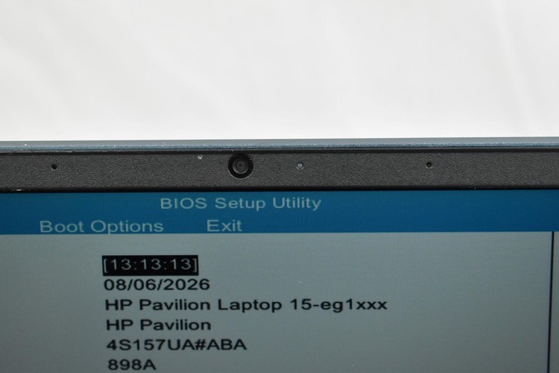 HP Pavilion 15-eg1073cl Touch i7-1195G7 2.9GHz 16GB 256GB SSD No OS *See Issues gallery