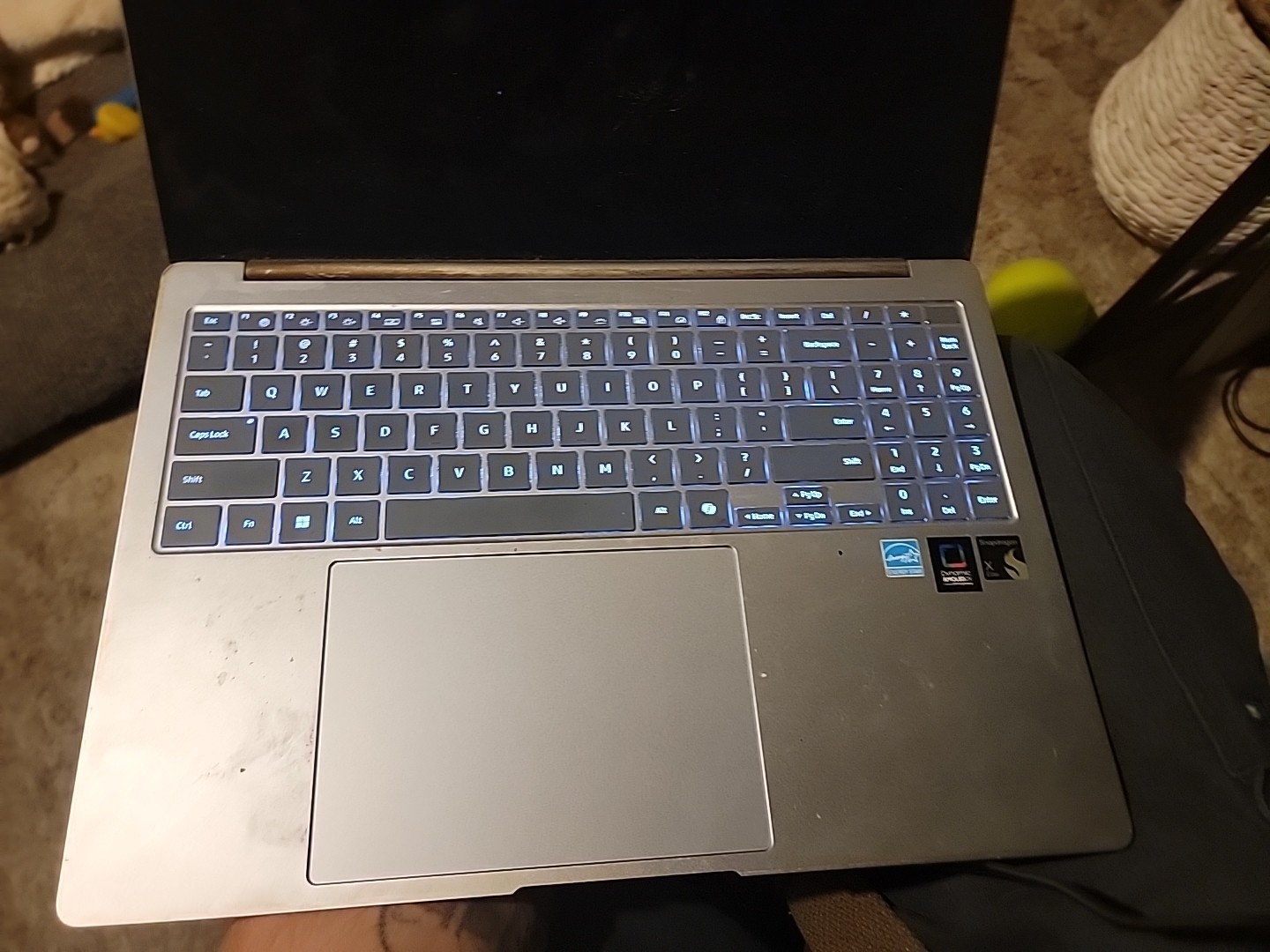 Samsung Galaxy Book4 Edge NP960XMA 16" Snapdragon X Elite 3.4GHz 16GB RAM 512GB gallery