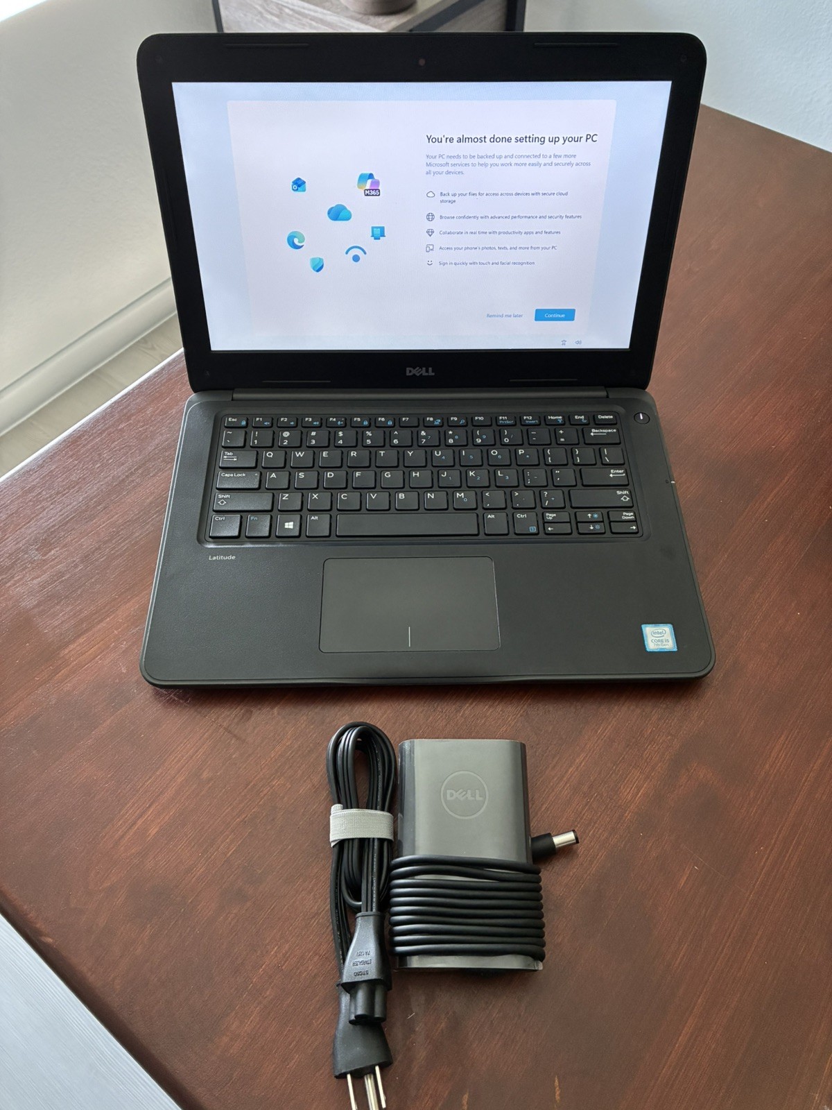 Dell Latitude 3380 Intel Core i5, 7200U @2.5 GHz 8GB RAM 128GB SSD WEBCAM gallery